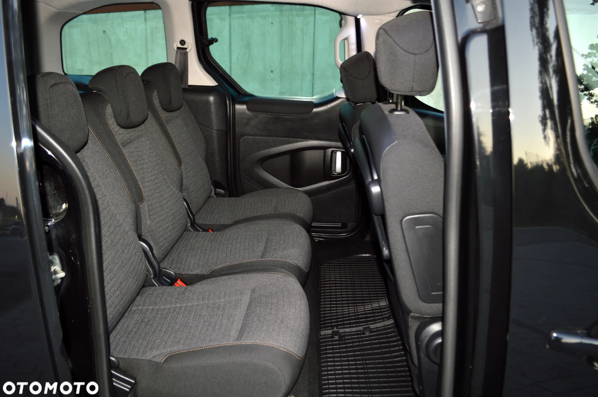 Citroën Berlingo Multispace BlueHDi 100 S&S ETG6 SHINE - 12