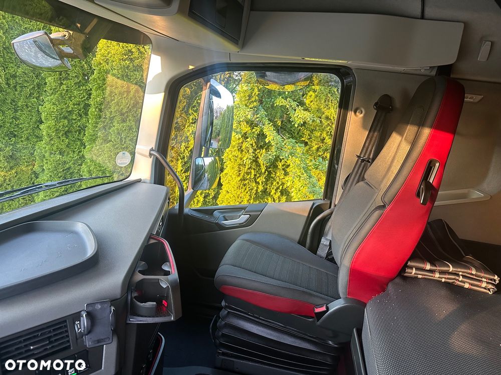 Volvo / FH 500 / 6X2 / HAKOWIEC / MEILLER -KIPPER 21-67/ Oś-SKRĘTNA-PODNOSZONA / - 37