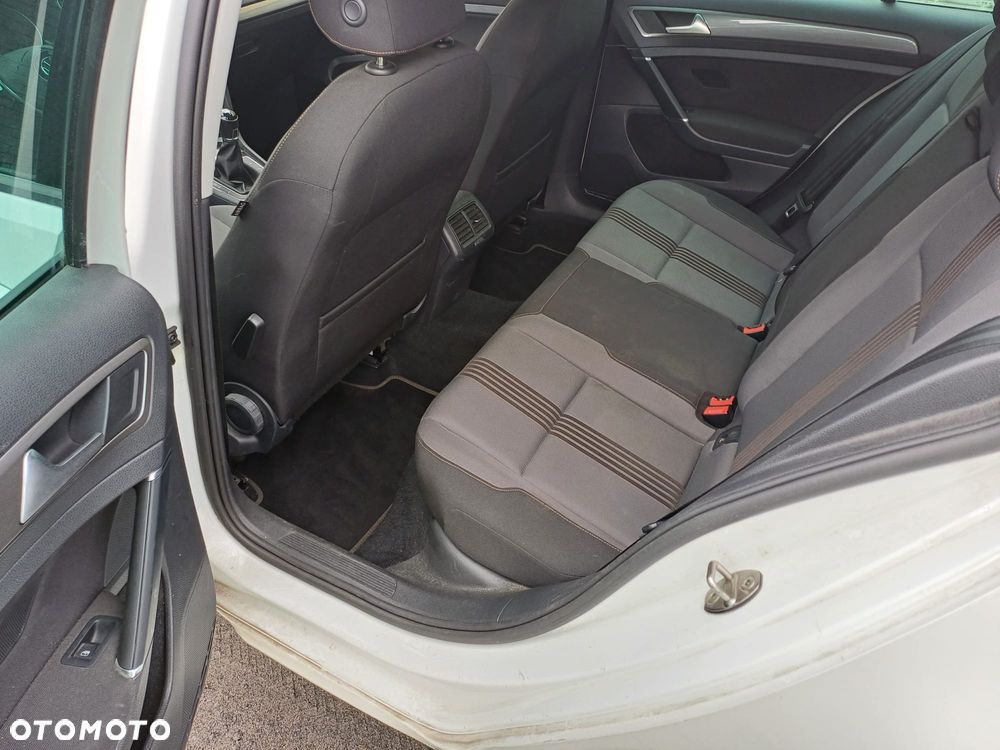 Volkswagen Golf 1.2 TSI BMT Trendline - 13