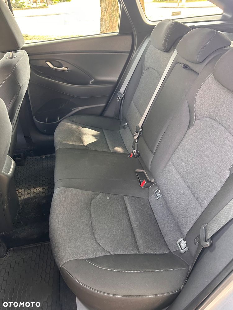 Hyundai i30 1.6 D Comfort - 34
