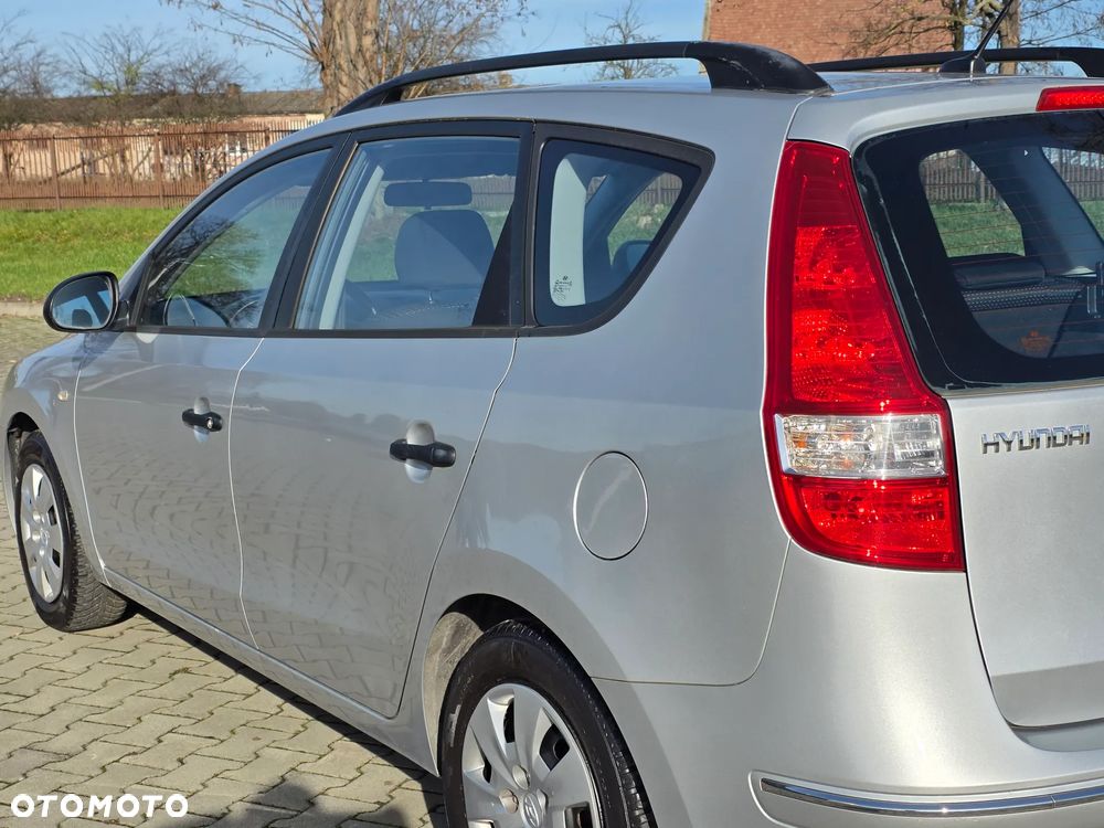 Hyundai i30 i30cw 1.6 blue Comfort - 10