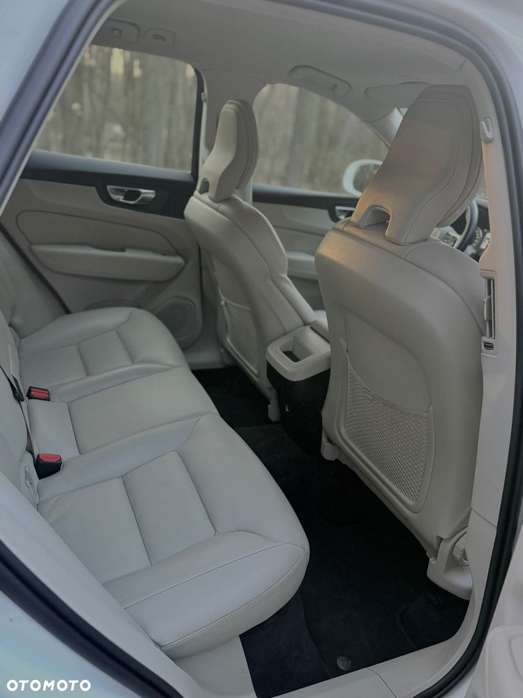 Volvo XC 60 D5 AWD Inscription - 20