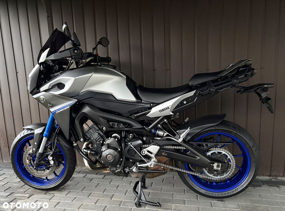 Yamaha MT - 12