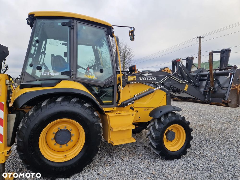Volvo BL71B - 19