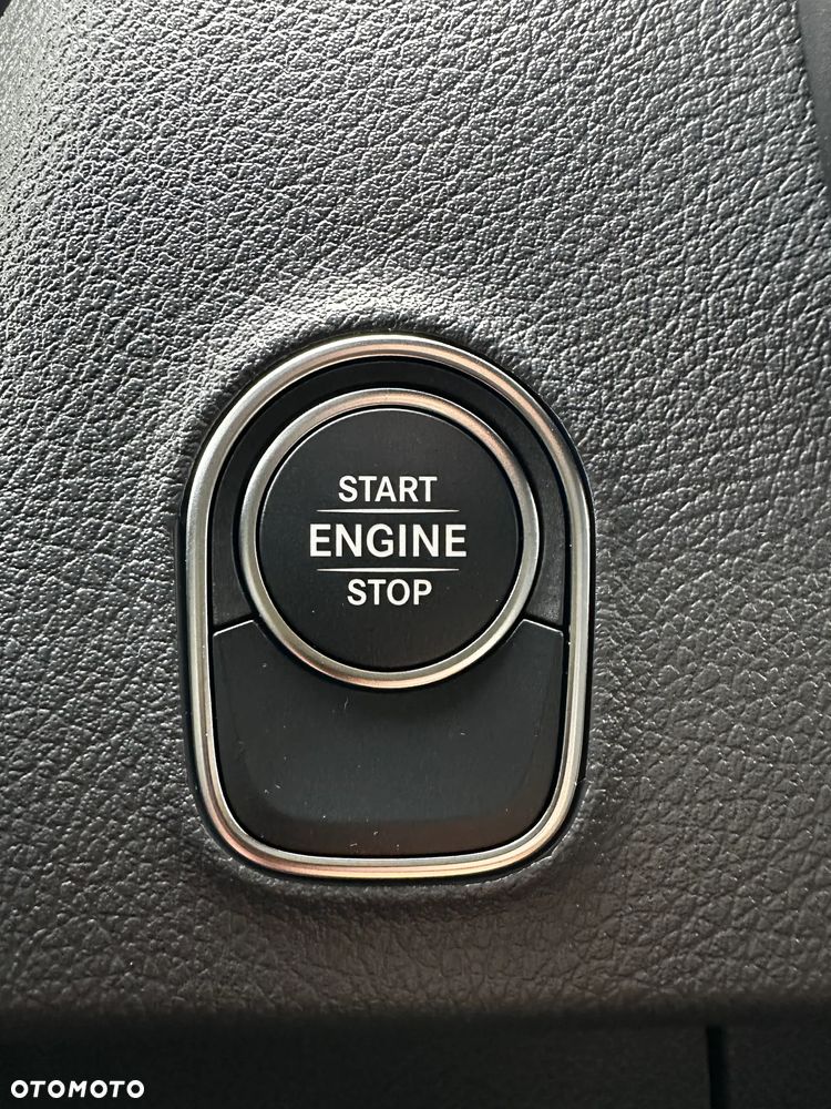 Mercedes-Benz Sprinter - 22