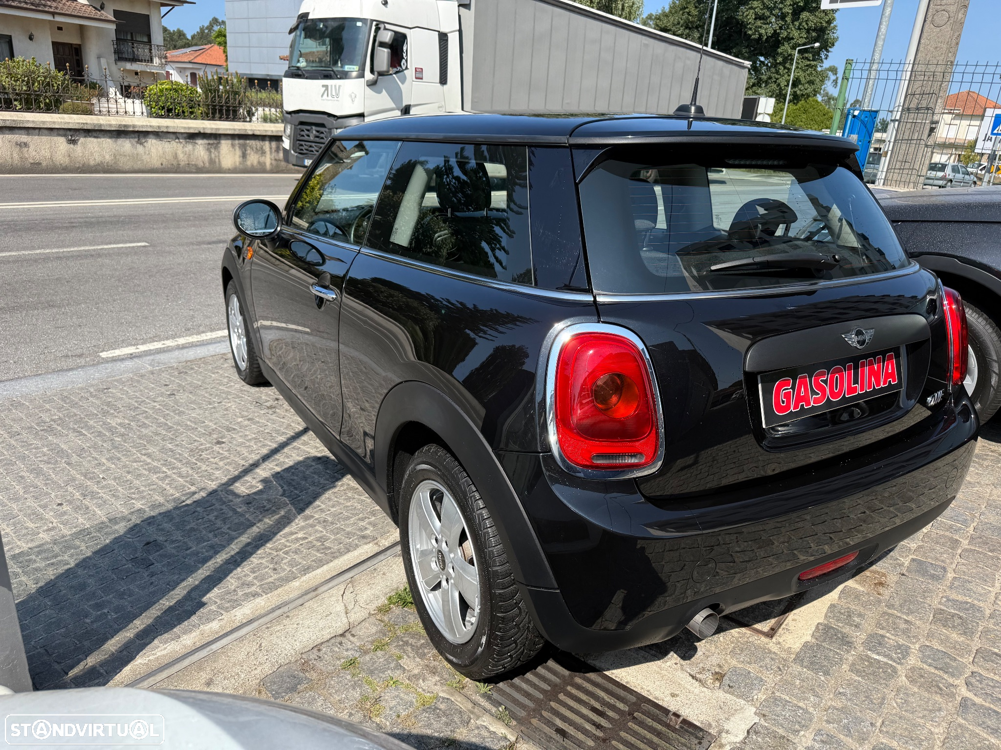 MINI 3 Portas One - 7