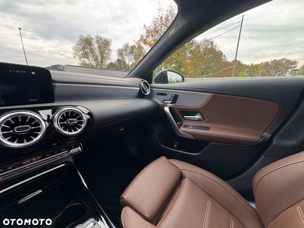 Mercedes-Benz CLA AMG 35 4-Matic 7G-DCT - 21