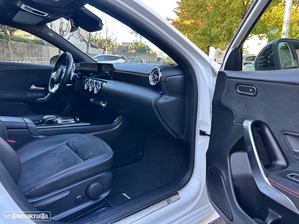 Mercedes-Benz A 180 7G-DCT AMG Line - 52