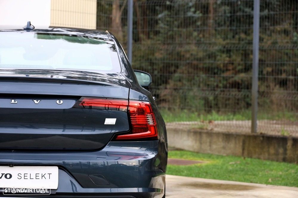 Volvo S90 2.0 T8 Inscription AWD Geartronic - 33