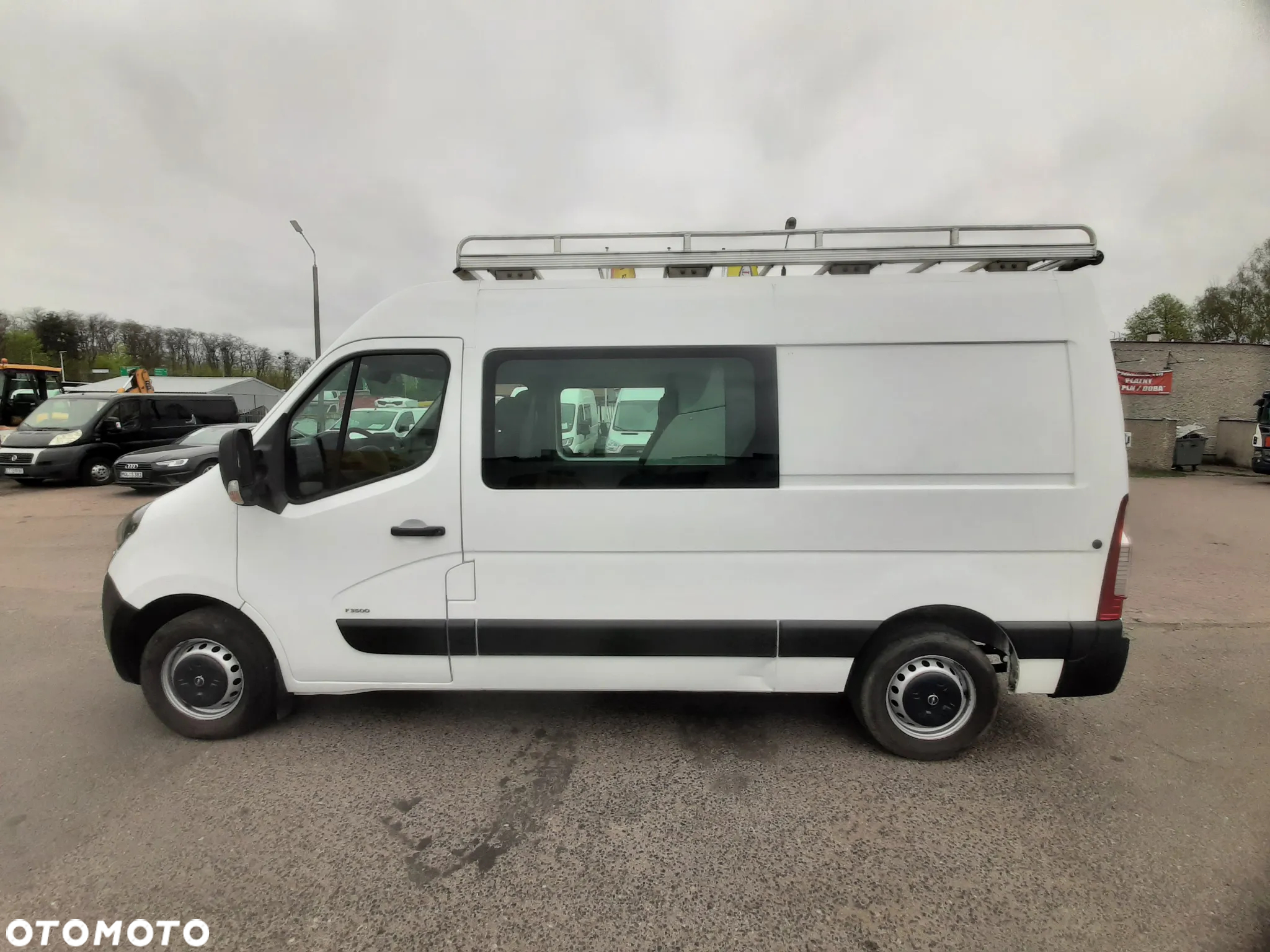 Opel Movano - 8
