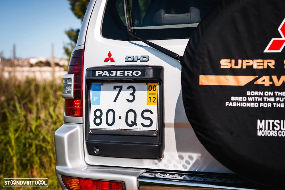 Mitsubishi Pajero 3.2 DI-D GLS ABS - 24