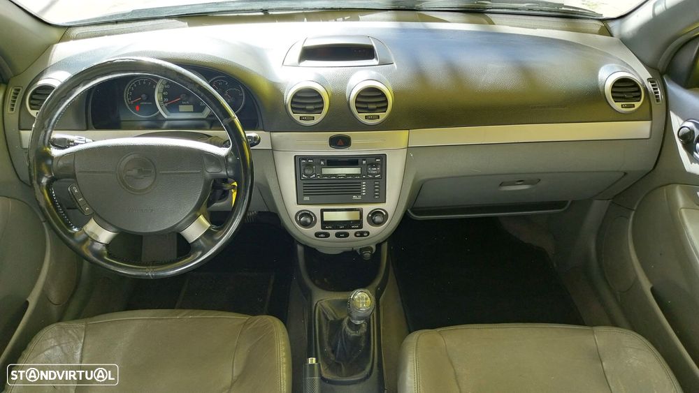Chevrolet Nubira SW 1.6 CDX - 16