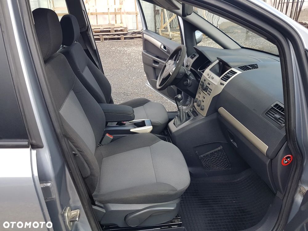 Opel Zafira 1.8 Active - 14