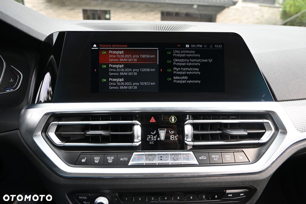 BMW Seria 3 320d xDrive Edition M Sport Shadow - 16