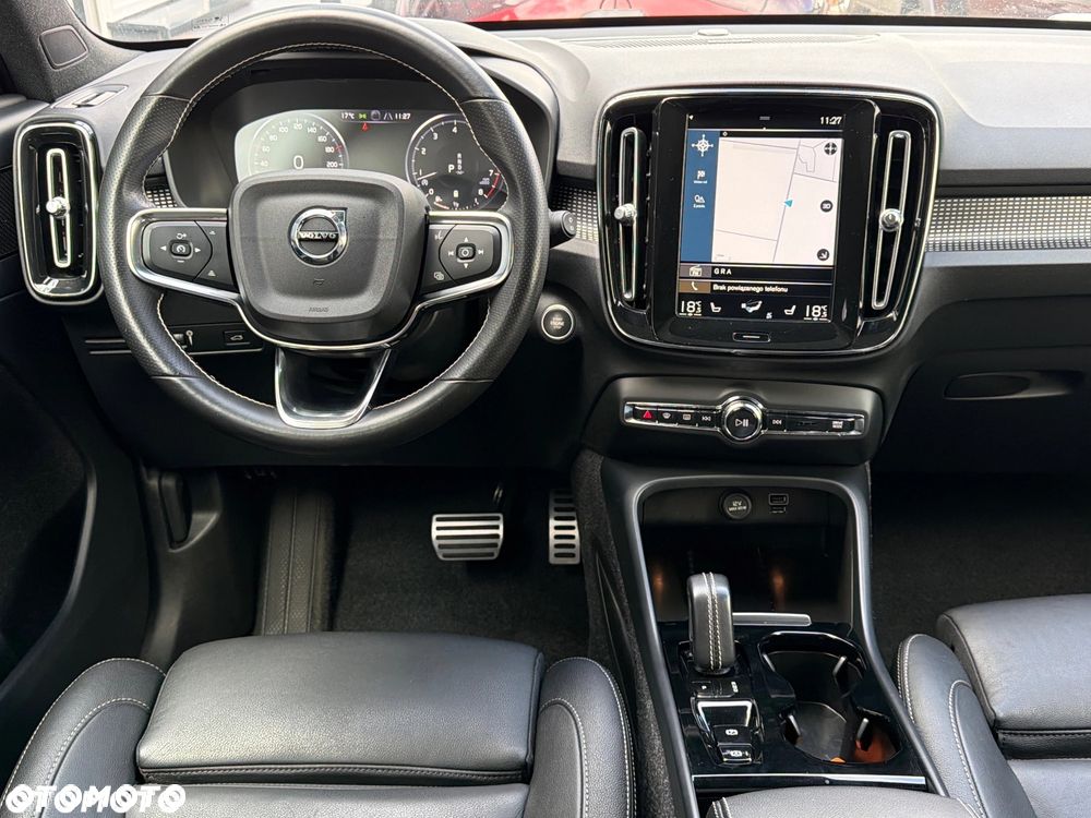 Volvo XC 40 B4 B AWD DKG RDesign - 36