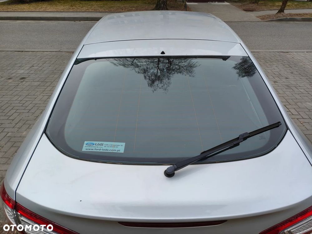 Ford Mondeo 2.0 Trend - 10