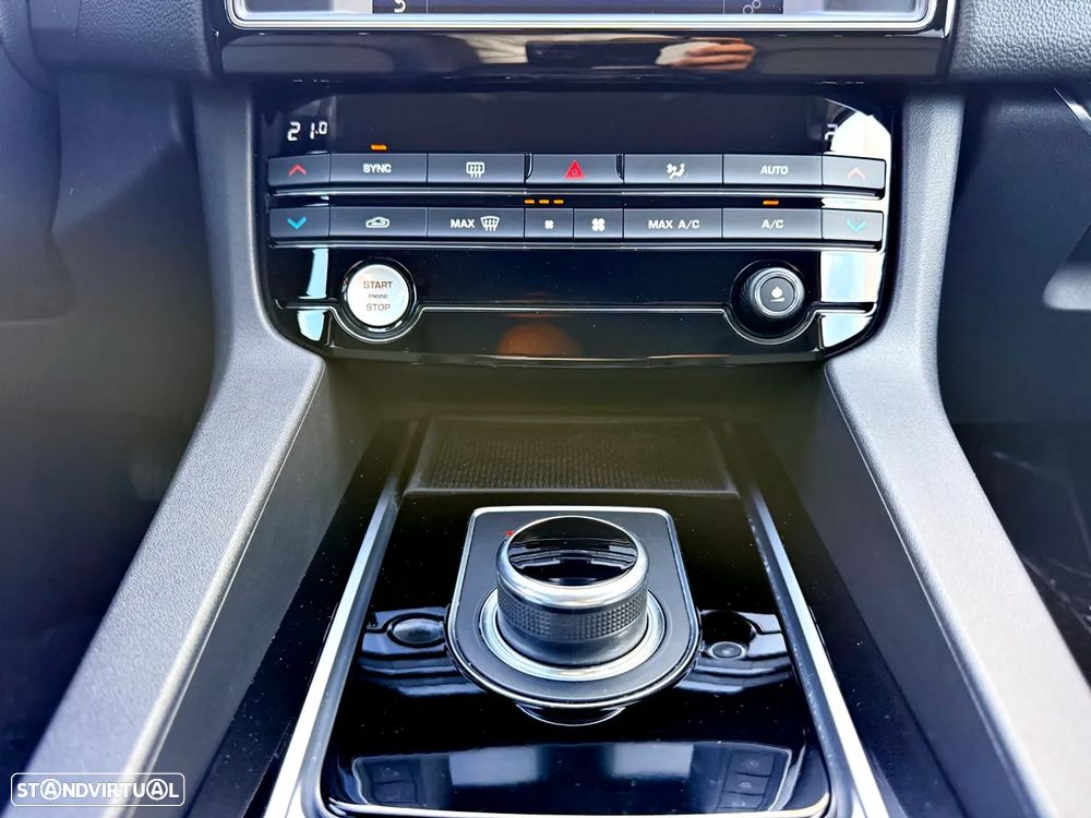 Jaguar F-Pace 20d Aut. Portfolio - 20