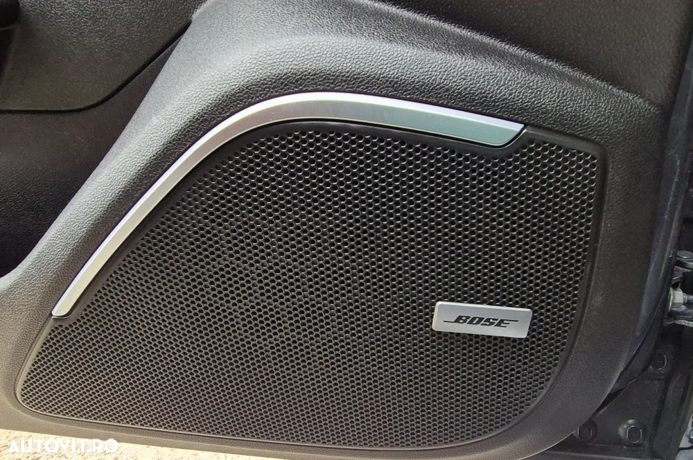 Renault Megane BLUE dCi 115 BOSE EDITION - 8