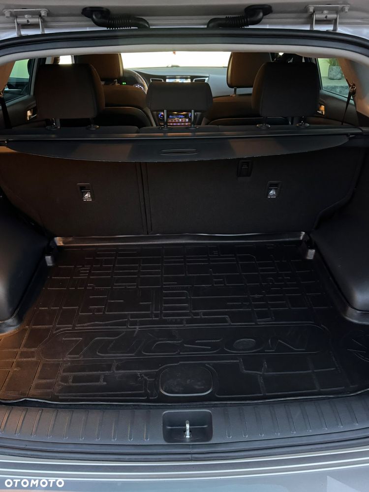 Hyundai Tucson 1.7 CRDI BlueDrive Comfort 2WD DCT - 12
