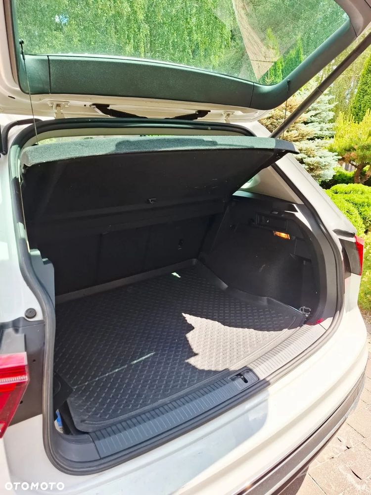 Volkswagen Tiguan 1.5 TSI EVO Elegance DSG - 9
