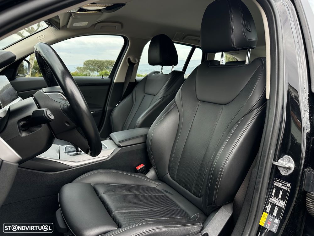 BMW 330 e Aut. Luxury Line - 28