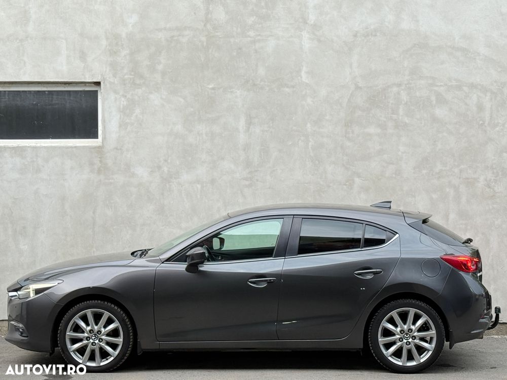 Mazda 3 G120 Revolution - 5