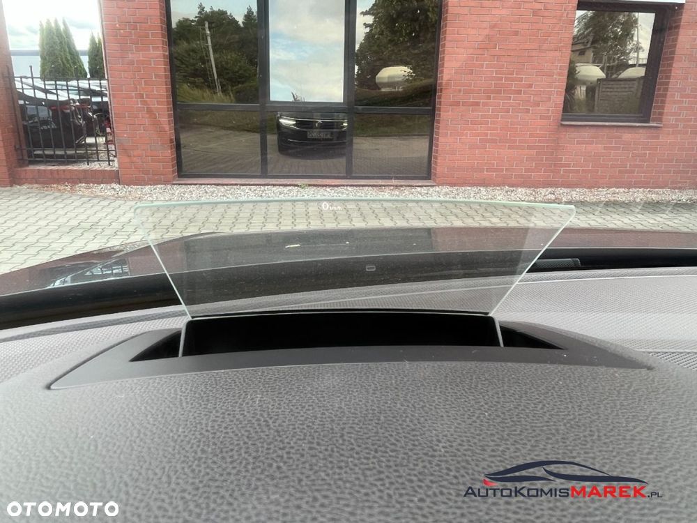 Volkswagen Tiguan 2.0 TDI SCR DSG ACTIVE - 10