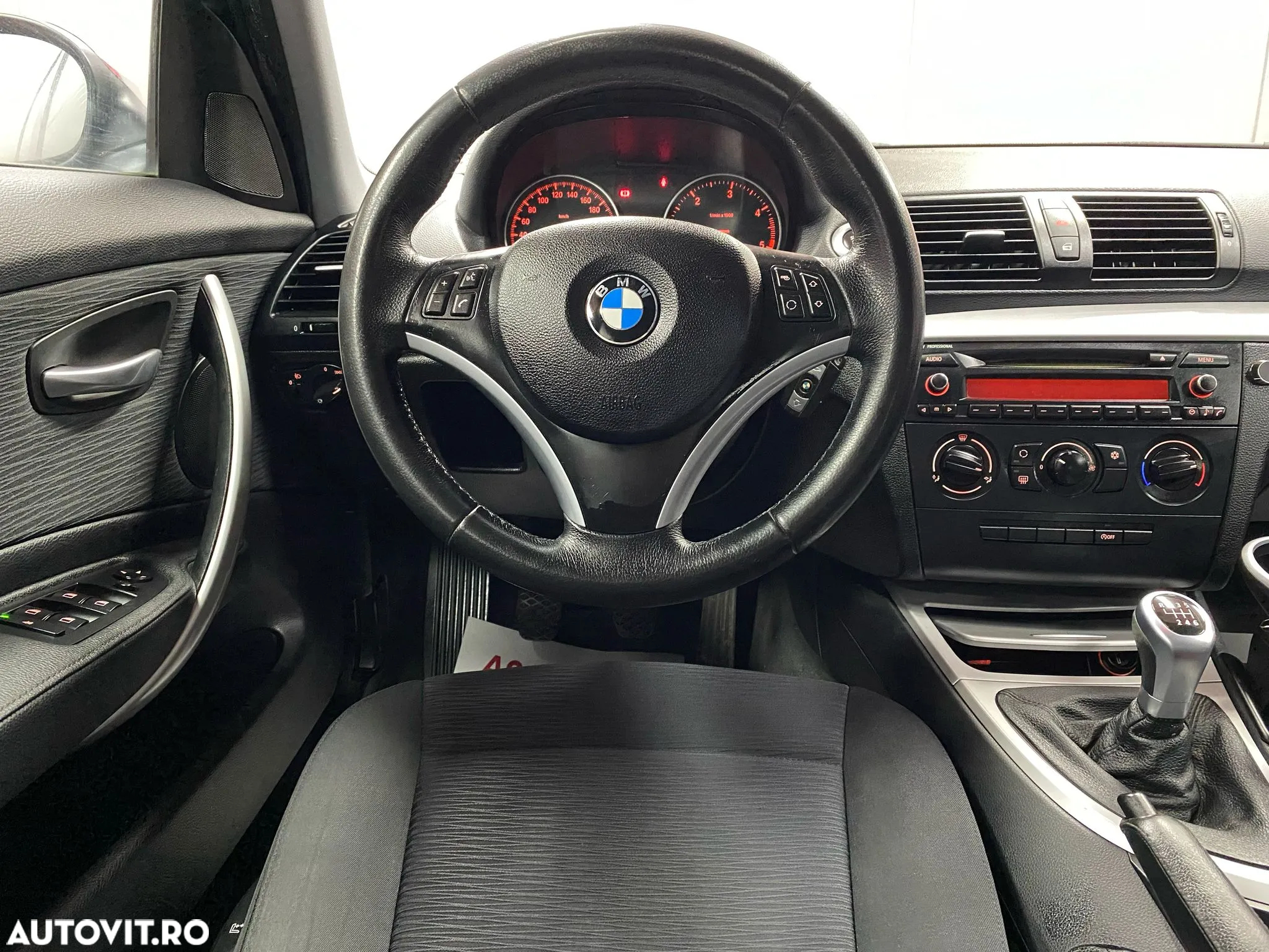 BMW Seria 1 - 8