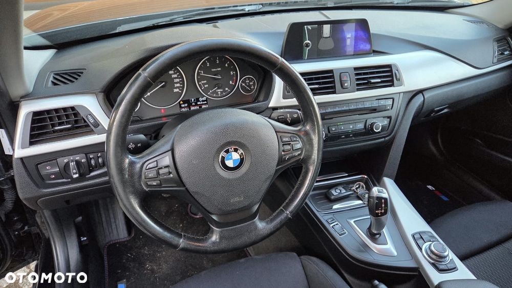 BMW Seria 3 - 21