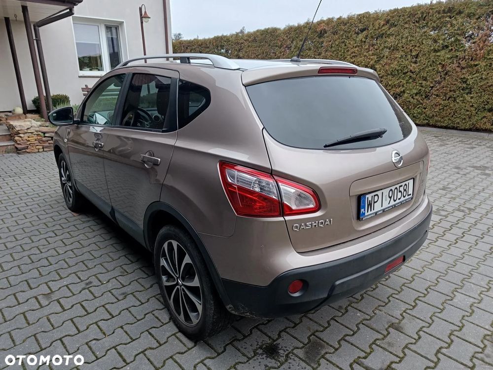 Nissan Qashqai 2.0 Tekna Premium CVT - 4