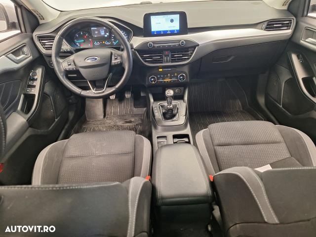 Ford Focus - 6