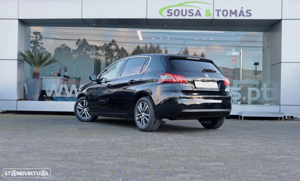 Peugeot 308 PureTech 130 EAT8 Allure - 4