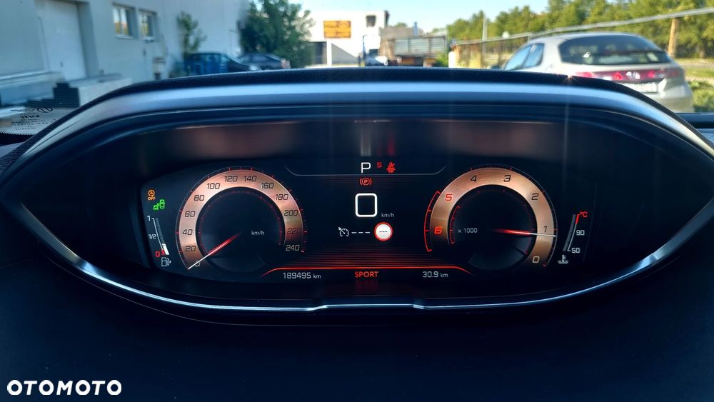 Peugeot 5008 BlueHDi 180 EAT8 GT Pack - 23