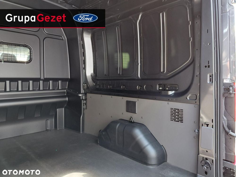 Ford Transit - 11