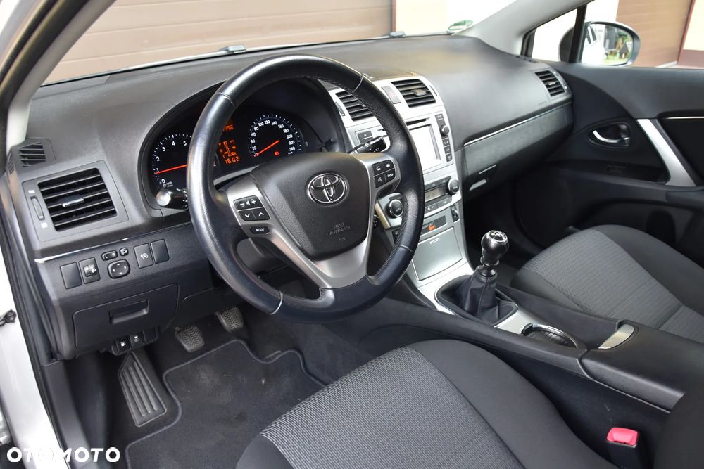 Toyota Avensis 1.8 Edition - 18