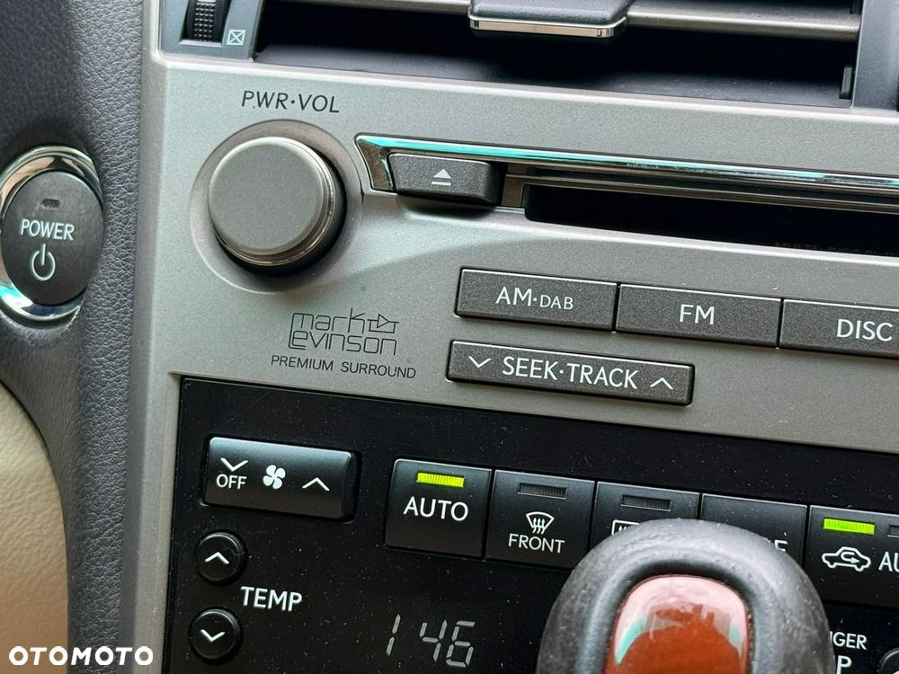 Lexus RX 450h Prestige - 24