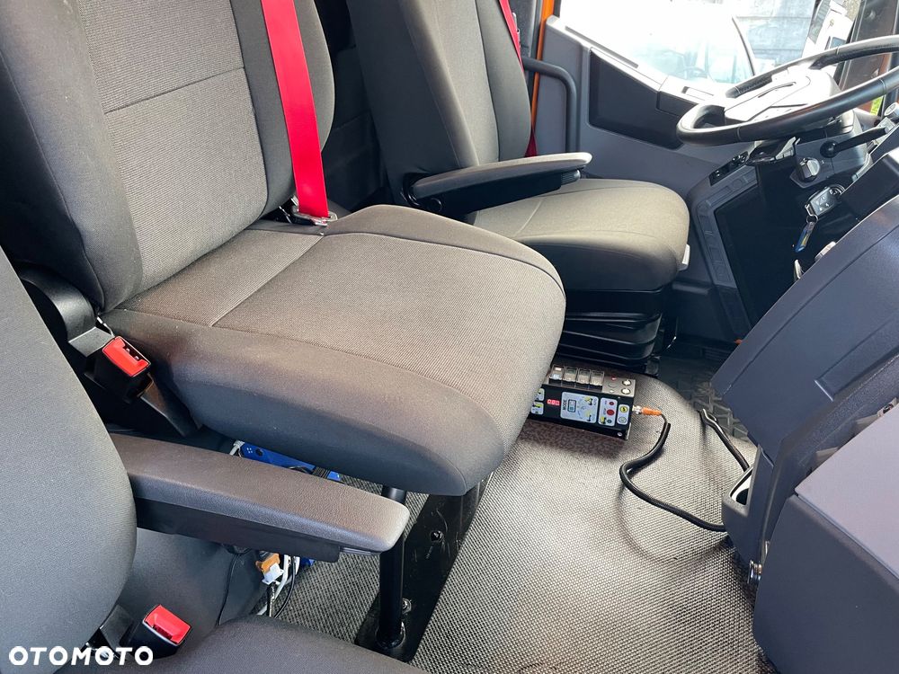 Renault C 440 Kerax Premium Hakowiec PALFINGER T15  Czołownica pojazd specjalny zimowego utrzymania dróg - 41