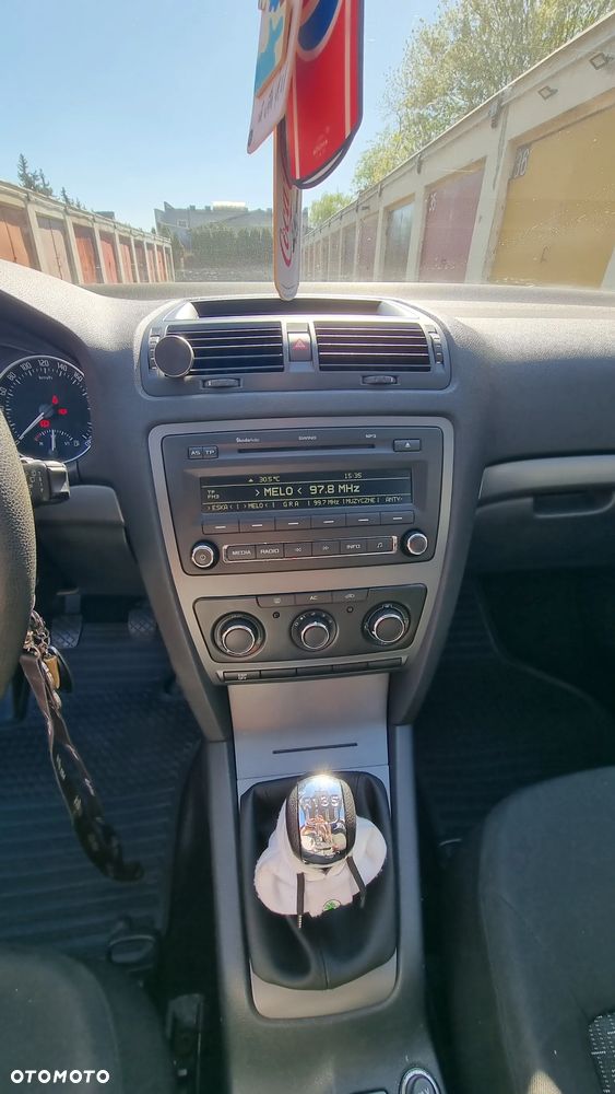 Skoda Octavia 1.6 Mint - 15