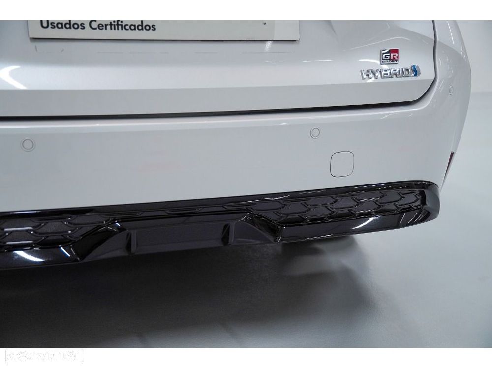 Toyota Corolla Touring Sports - 11