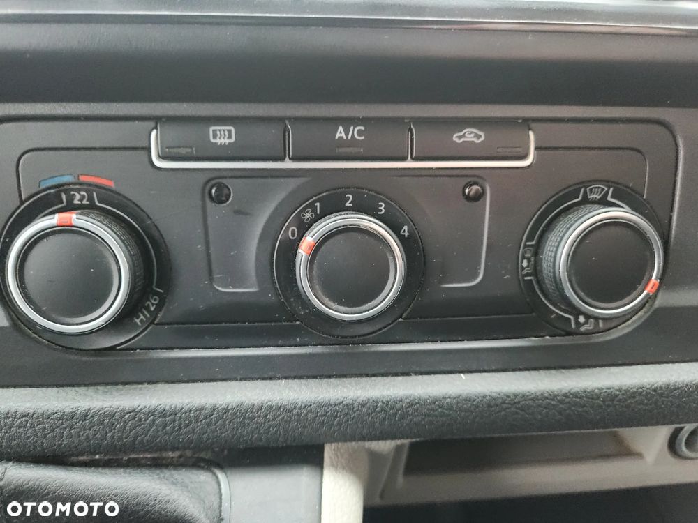 Volkswagen TRANSPORTER - 13