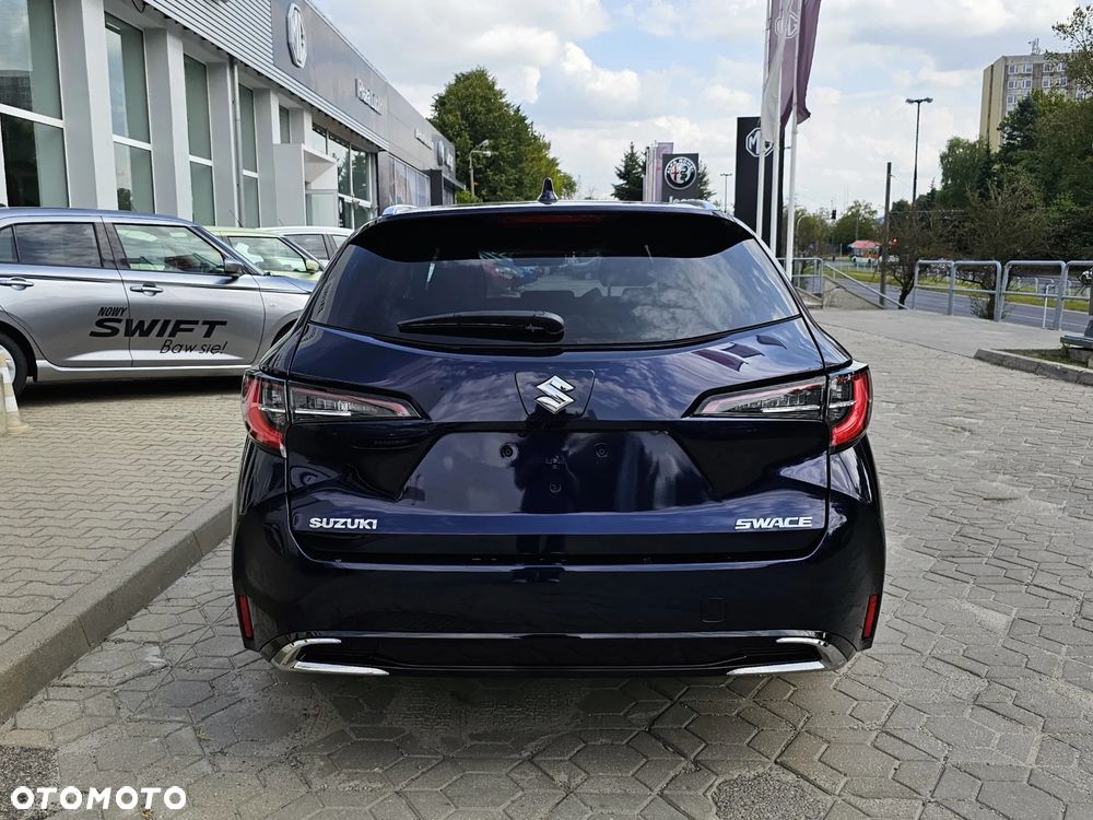 Suzuki Swace 1.8 Hybrid Premium Plus CVT - 3