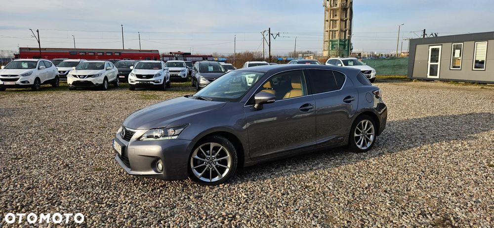 Lexus CT 200h Prestige - 9