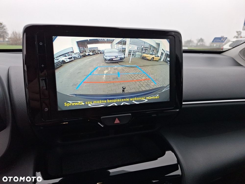 Toyota Yaris Cross - 18