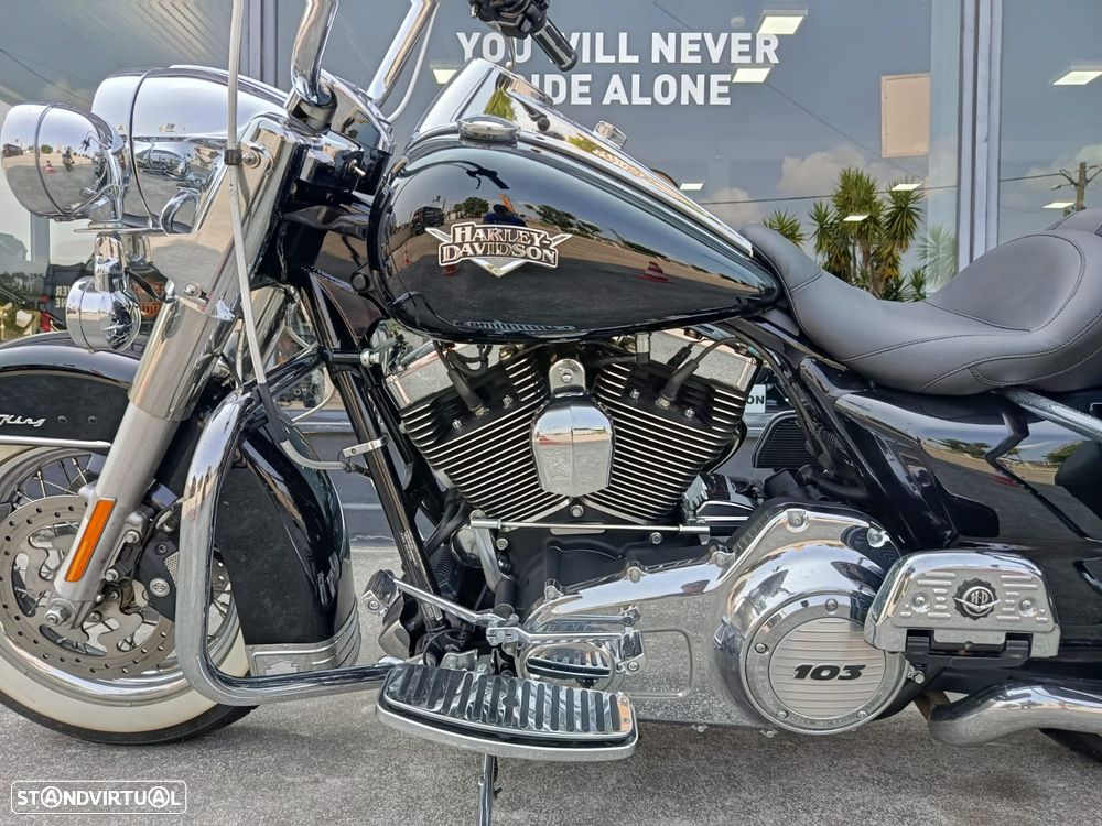 Harley-Davidson Road King Classic - 3