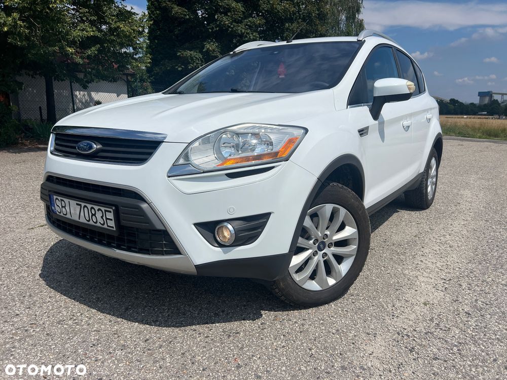 Ford Kuga 2.0 TDCi 2x4 Titanium - 12