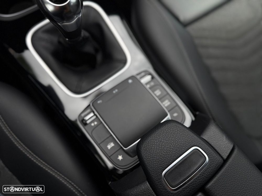 Mercedes-Benz A 180 d Style - 37