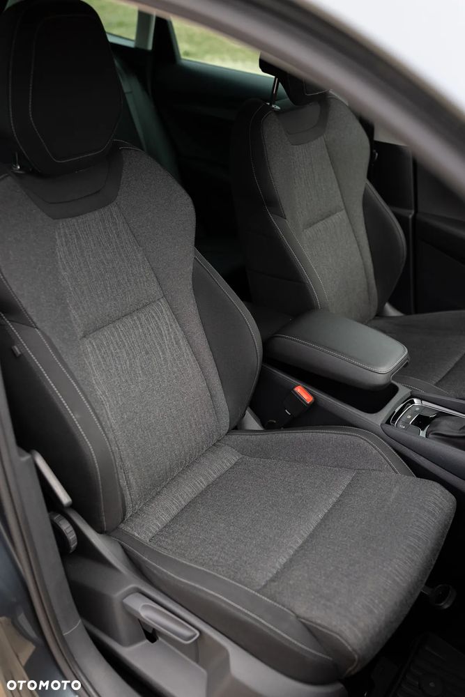 Skoda Karoq 1.6 TDI SCR 4x2 Style DSG - 18