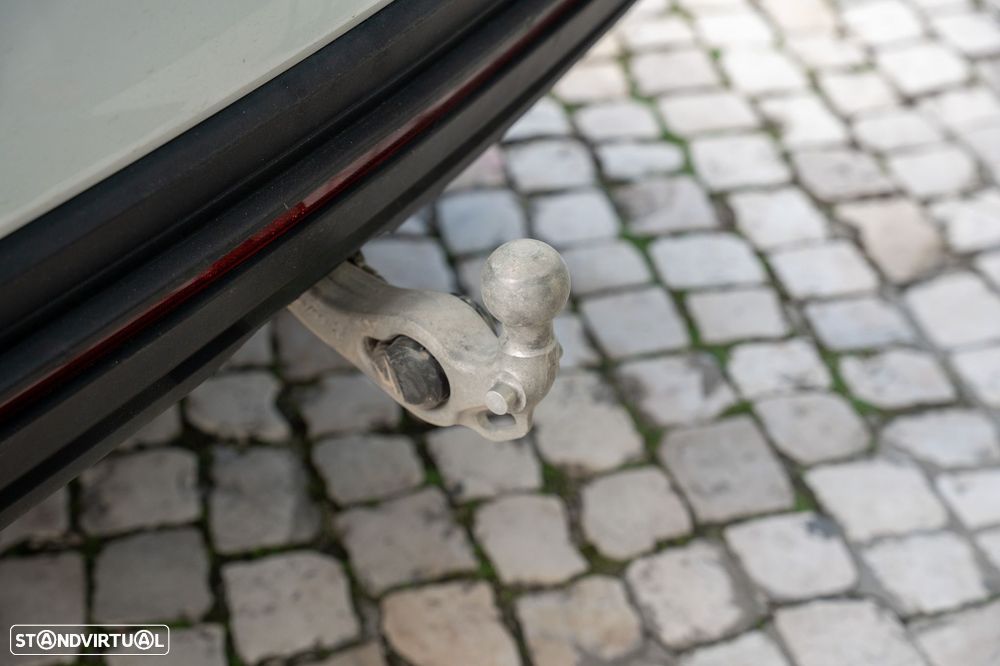 VW Touareg 3.0 TDI V6 Elegance Plus - 26