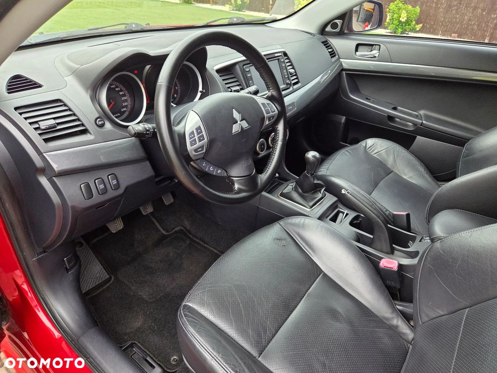Mitsubishi Lancer - 5