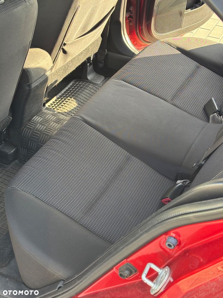 Mitsubishi Lancer 1.8 Intense - 15